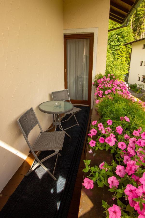 Haus Josef Bed & Breakfast Mayrhofen Bagian luar foto