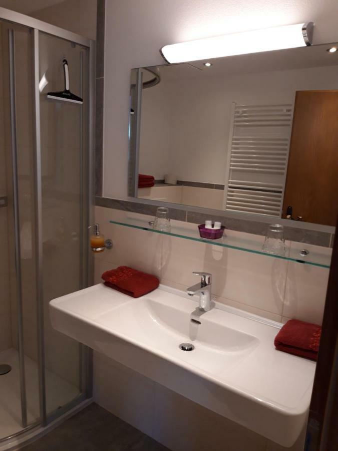 Haus Josef Bed & Breakfast Mayrhofen Bagian luar foto